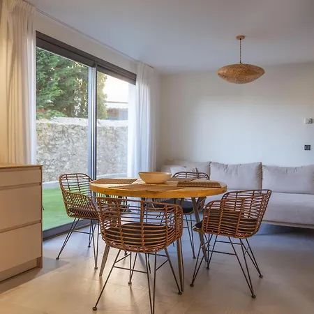 Indianas Apartment